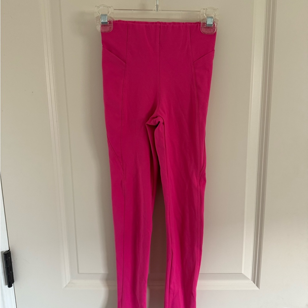 Five Girls Vibrant Pink Leggings size YL